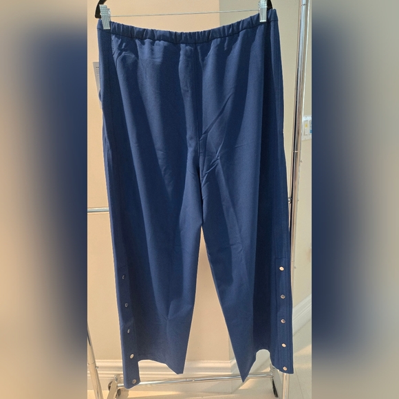 Athleta NWT Blue Pants With Snap Up Detail - Picture 12 of 16